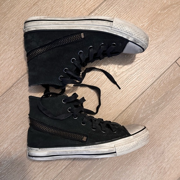 Converse X John Varvatos high tops. Intentional distressing size 6M 8W. - Picture 10 of 13